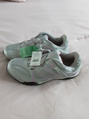 Women’s Athletic Sneakers - Silver with Pink Accents Size 6.